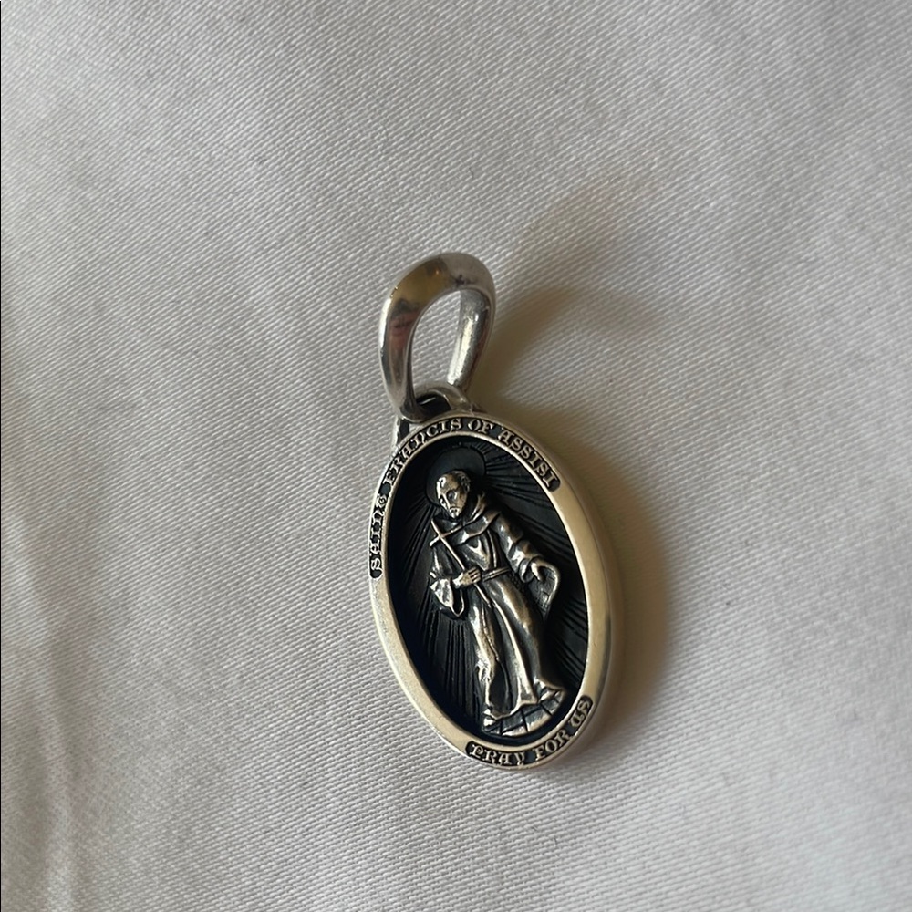 David Yurman St. Francis Amulet
Sterling Silver, 22.9mm - Picture 6 of 7